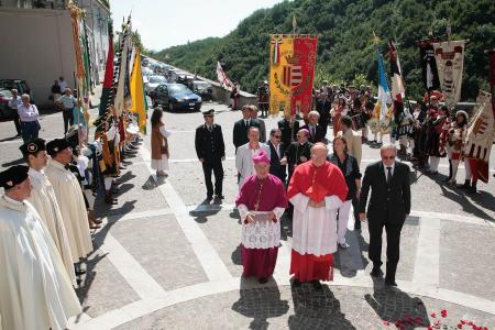 Il cardinale Martino alla Abbazia per il Patrono 8615